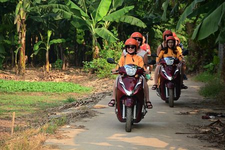 Hanoi Motorbike Led By Women: Hanoi Countryside Motorbike Tours