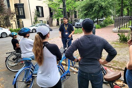 2-Hour Explore Savannah Bike Tour