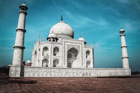 Taj Mahal & Agra Tour From Delhi By Fastest Train