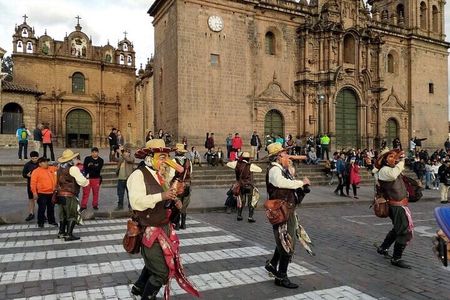 4-Day Tour: Cusco City Tour, Sacred Valley, Machu Picchu