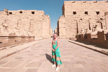 Full-Day Luxor Highlights : private guided tour East and West Banks With Lunch