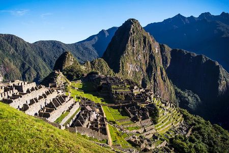 Short Inca Trail hike to Machupicchu 2 days 1 night