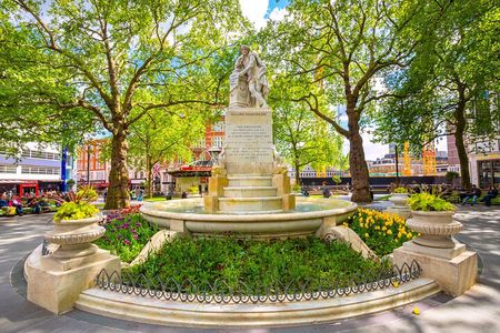 Shakespeare's Walk in Central London Private Guided Tour