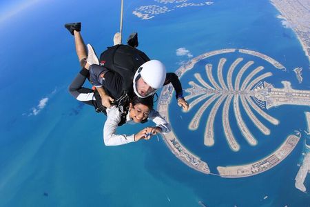 Dubai Skydive Tandem Over The Palm including Transfers