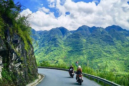 3-Day Ha Giang Loop Tour from Ha Noi and Return 