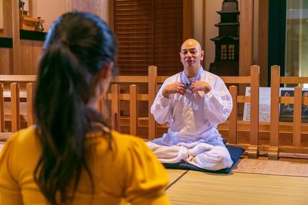 ZEN Meditation with a Japanese Monk in Odawara Castle