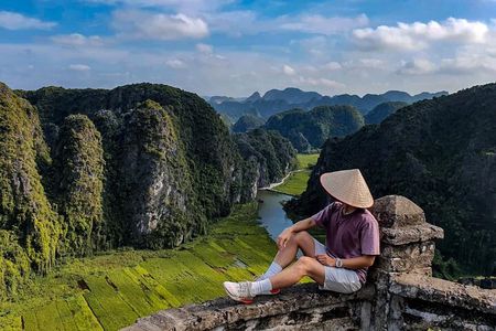 Amazing Tour - Bai Dinh - Trang An - Mua Cave 1 Day Trip