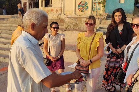 Delhi By Dawn:Secret morning Delhi Tour + Breakfast all inclusive