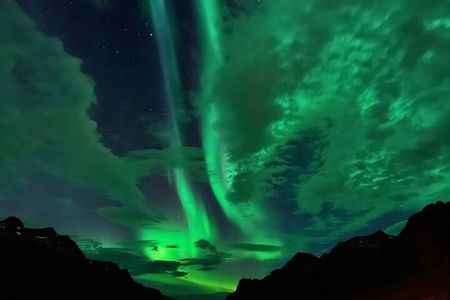4-Day Aurora Viewing Tour in Yellowknife, Canada