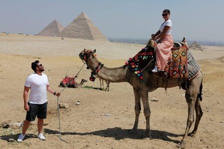 4-Hours Private Tour Giza pyramids ,Sphinx and Khan al-Khalili Market