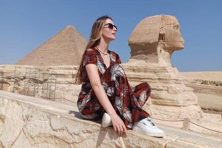 8-hours Giza pyramids ,sphinx , Sakkara step pyramids Memphis old city
