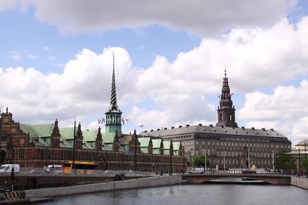 The Murder by Christiansborg Palace: Interactive Mystery Hunt