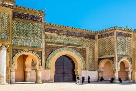 Full-Day Tour from Fez to Vollubulis, Moulay Idriss Zerhoun, Mèknes