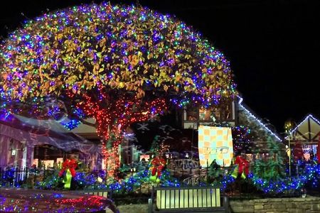 New Improved Smoky Mountain Holiday Light Spectacular