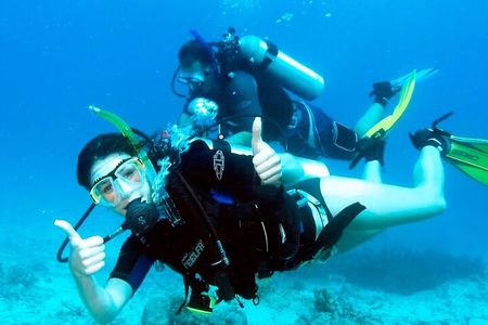 Pattaya PADI Beginner Scuba Diving One Try Dive Depth 6 Meters and Snorkeling )