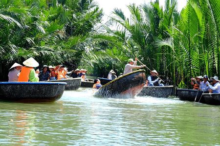 Hoi An basket boat and cooking class