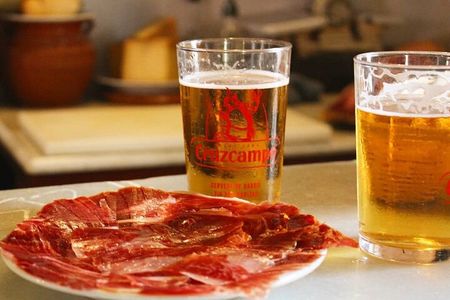 Complete Sevilla Tour: Alcazar & Cathedral fees + Optional Tapas