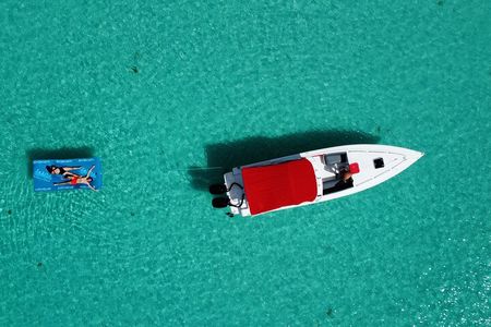 Private Speed Boat Charter in St Maarten & Nature Reserve