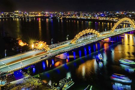 Da Nang: Seafood dinner, night market, sightseeing by night