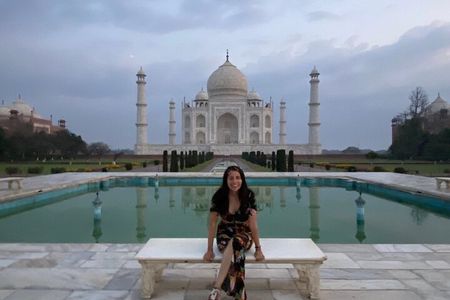 Agra: Taj Mahal Skip-the-Line Guided Tour with Optional Add-ons