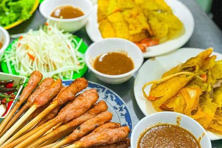 Da Nang Food Tour By Motorbike