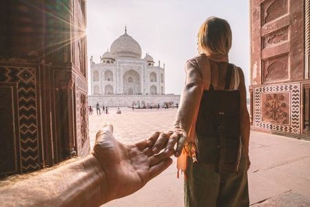 2 Days Agra Tour With Taj Mahal and Fatehpur Sikri