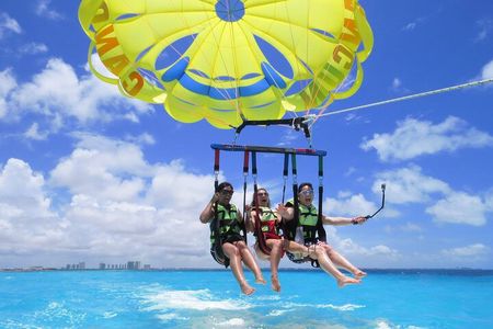 Parasailing & Snorkeling Adventure from Cancun 