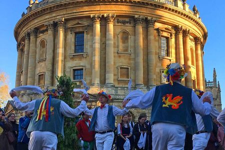 Walking Tour of Oxford: small group with a local guide