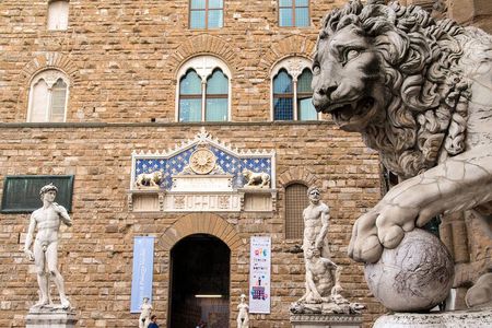 Grand Florence: City Tour with Uffizi, David & Lunch