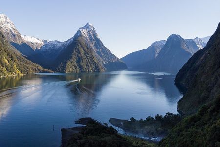 Milford Sound Cruise - RealNZ