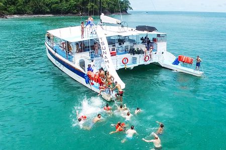 FLAMINGO, Guanacaste All Inclusive Catamaran Snorkel Adventure