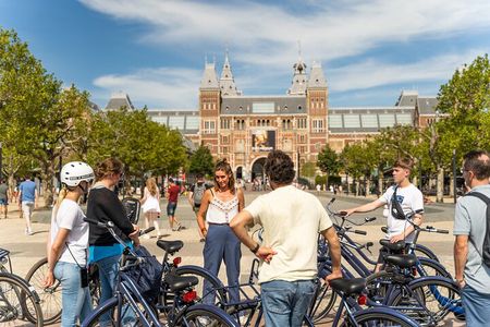 Amsterdam Bike Tour in Small Group With Optional Canal Cruise