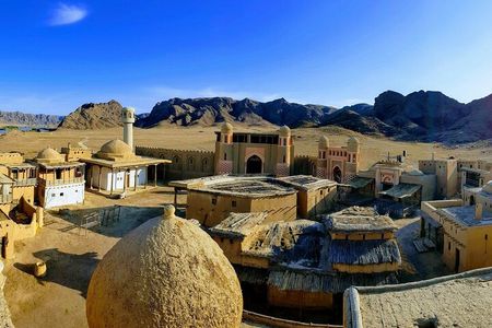 1 Day Tour: Castle of nomads & Buddha petroglyphs