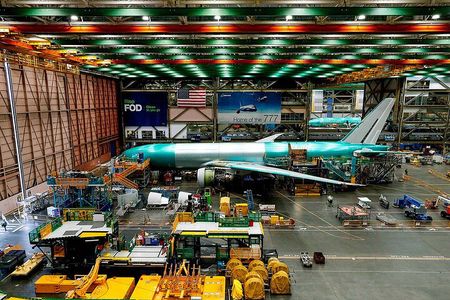 Boeing Factory Tour (Private Tour)