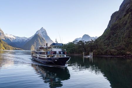 Milford Sound Cruise from Queenstown or Te Anau 
