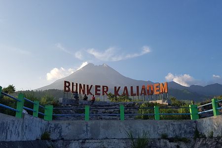 Private Full-Day Jeep Lava Tour in Yogyakarta and Merapi