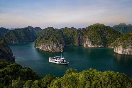Best Lan Ha Bay Cat Ba Cruise 2 Days 1 Night Less touristy
