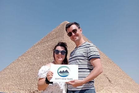 Full-Day Tour to Giza Pyramids and Egyptian Museum from Cairo