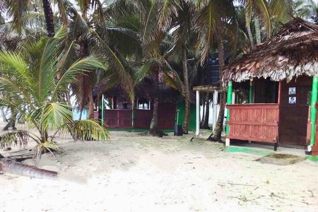 2D/1N in San Blas Island: Private Cabin, Bath, Tour and Meals Included
