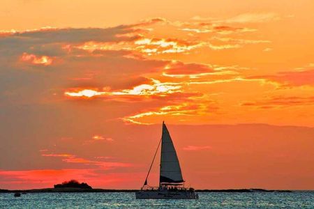 Blue Dolphin Catamaran Snorkeling Sunset Cruise from Tamarindo