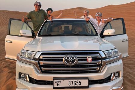 Platinum Desert Safari in 4x4, Quad Bike, Live BBQ and Shows