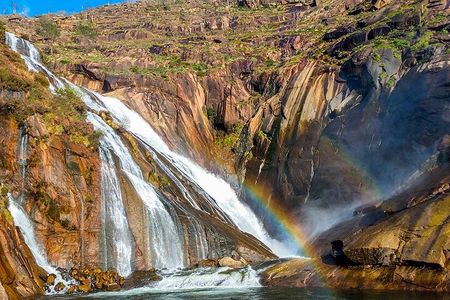 Santiago de Compostela: Finisterre, Costa da Morte, Ézaro, Muros & Carnota