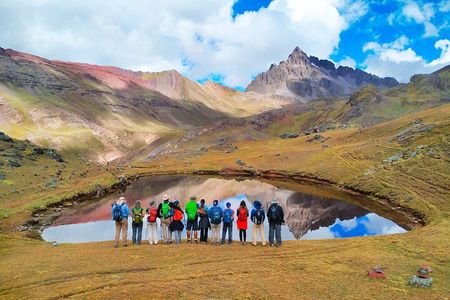 4-Day Tour in Ausangate Trek and Rainbow Mountain of Cusco