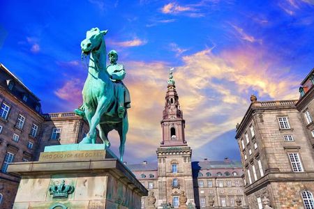 Fascinating Royal Castles in Copenhagen - Private Walking Tour