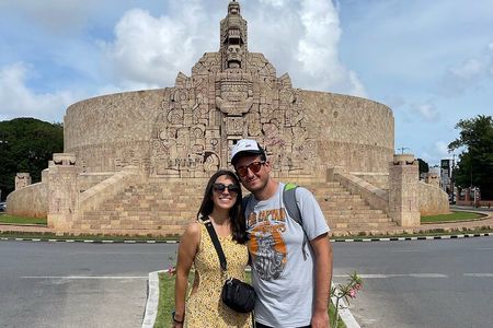 Private City tour Merida History plus Local Antojitos Tasting
