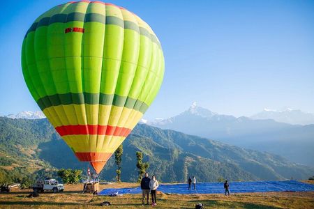 Pokhara: Hot Air Ballooning Tour in Pokhara