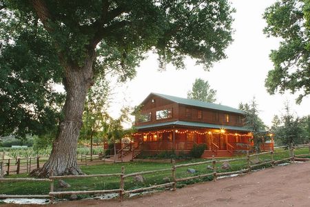 Private Vineyard Wine Tasting for 2-5 people from Scottsdale/PHX