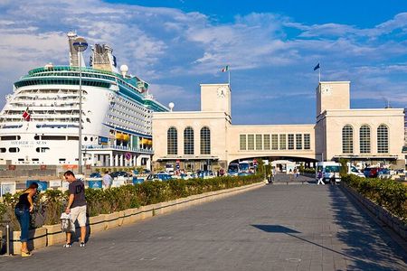 Full-Day Guided Tour in Pompeii, Sorrento and Amalfi Coast