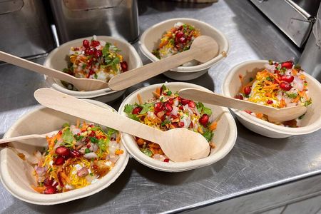 Best of Sowcarpet: Guided Street Food Tasting Tour in Chennai