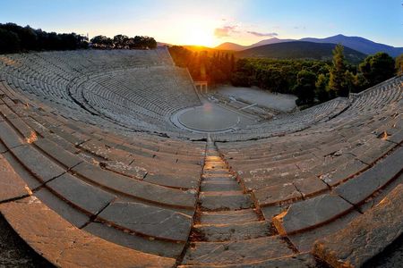 3-Day Classical Tour from Athens: Epidaurus, Mycenae & Delphi